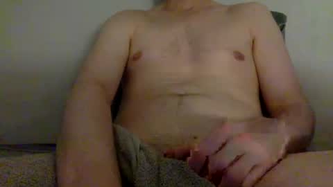 maingauchemaindroite online show from July 10, 9:52 pm