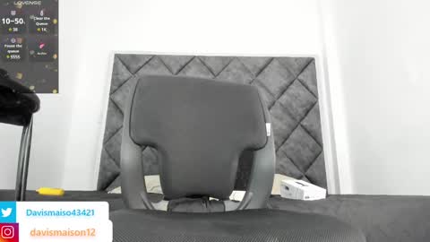 Maison Davis online show from January 9, 1:50 am