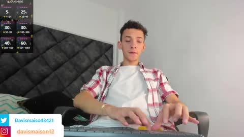 Maison Davis online show from January 10, 10:36 pm