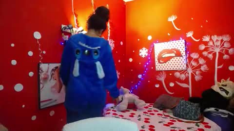 Maite online show from October 13, 11:23 am