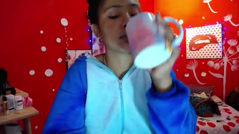 Maite online show from October 15, 11:44 am