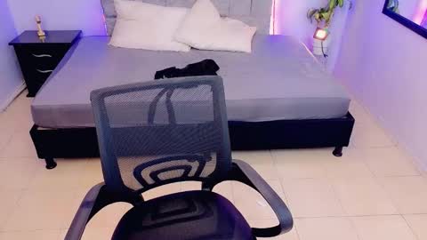 MAITE STONE1 online show from November 21, 4:10 am