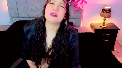 MAITE STONE1 online show from October 11, 5:12 am