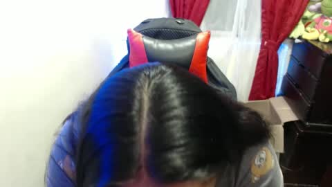 Snapshot of maitte_22 chatting on January 11, 4:38 am Hello friends Im on another account    online show from January 11, 4:38 am