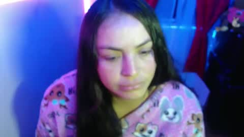Snapshot of maitte_22 chatting on January 25, 7:28 am Hello friends Im on another account    online show from January 25, 7:28 am