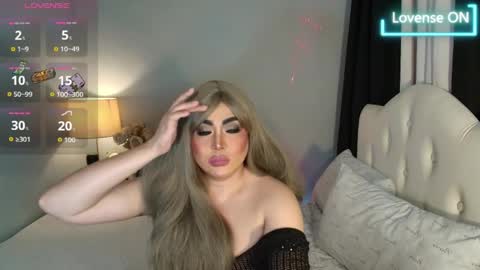 majestydannaxx online show from March 29, 2:35 am