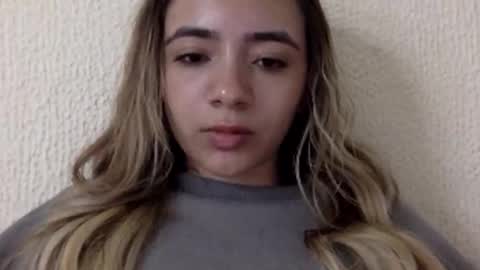 majo_gomezz online show from April 8, 11:08 pm