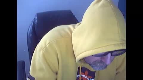 Snapshot of majorgunit chatting on March 10, 6:45 pm Chris online show from March 10, 6:45 pm