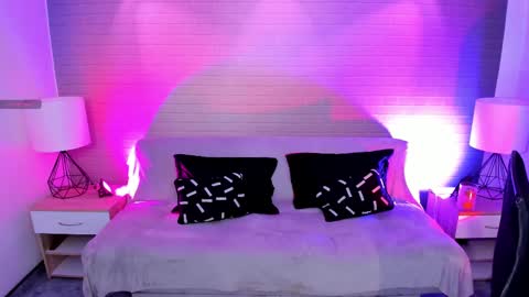 Makarena  online show from March 6, 11:58 am