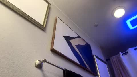 make1upthen online show from April 5, 2:19 am