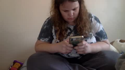 makemesquirt06 online show from October 25, 10:10 pm