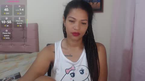 MAKENNAA online show from February 13, 10:18 am