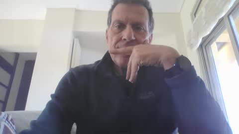 makis8989 online show from December 31, 8:15 am