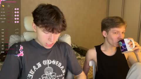 Tom and Mark 3 online show from December 12, 7:04 pm