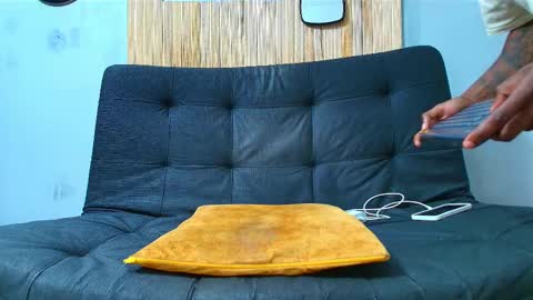 Malcom online show from October 14, 11:52 pm