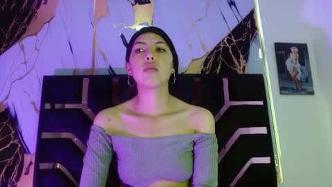 malejacs01 online show from October 10, 11:38 am