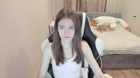 Snapshot of malia__hale chatting on February 24, 11:30 pm Malia online show from February 24, 11:30 pm