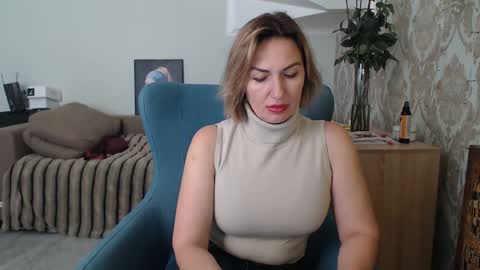 mallinia online show from March 13, 11:46 am