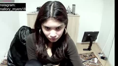 mallorymyers online show from December 21, 8:04 pm