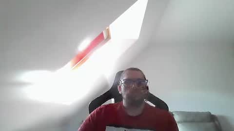 breton online show from October 13, 1:57 pm