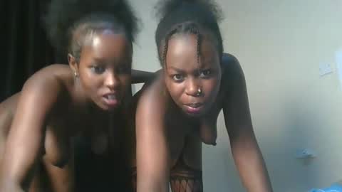 Snapshot of mamaapussy chatting on February 12, 8:40 pm mamaa online show from February 12, 8:40 pm