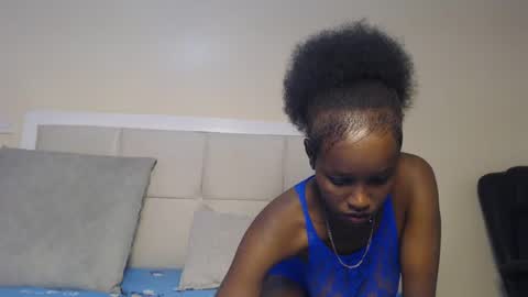 Snapshot of mamaapussy chatting on February 11, 12:36 pm mamaa online show from February 11, 12:36 pm