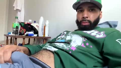 mandigo8787 online show from November 2, 1:00 pm