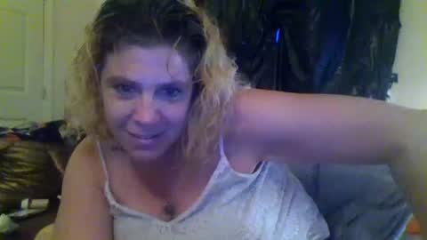 mindy22 online show from July 2, 10:09 am
