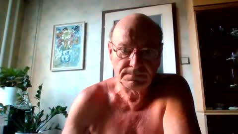 manes5858 online show from August 4, 4:19 am