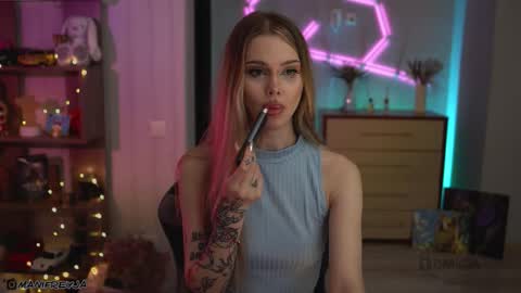 Amelie online show from November 24, 2:10 am