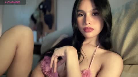 monika online show from November 17, 9:45 am