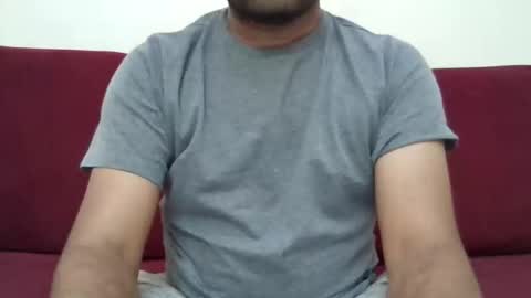 Mask 143 online show from February 8, 6:33 pm