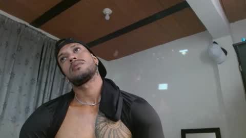 Manolo online show from October 21, 7:17 pm