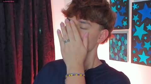  independent model online show from April 18, 3:19 am