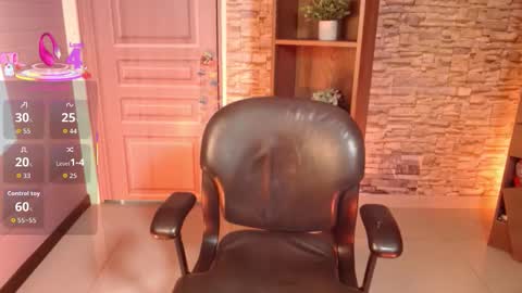 Angela online show from September 11, 2:29 pm