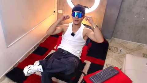 Manuel online show from March 15, 12:59 am