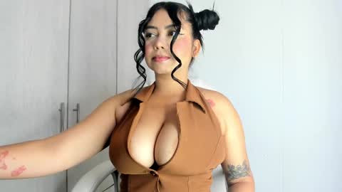 MANUELA online show from October 4, 3:32 pm