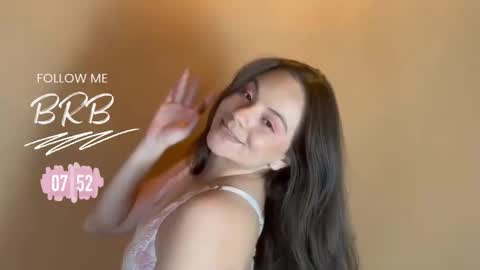 Manuela Miller           online show from September 13, 8:11 pm