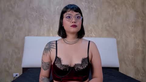 Snapshot of maracrawford chatting on October 14, 12:52 pm maracrawford online show from October 14, 12:52 pm