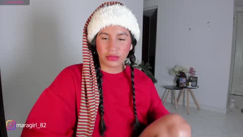 Mara online show from December 12, 11:58 pm