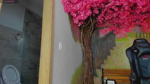 Mara Hanson online show from January 6, 6:56 pm