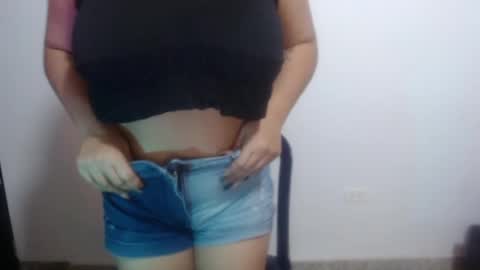 Snapshot of marasilk chatting on September 23, 1:27 pm Mara Silk online show from September 23, 1:27 pm