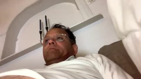 marc280384 online show from September 17, 3:32 am