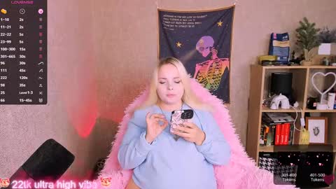 Sara online show from January 30, 4:24 pm