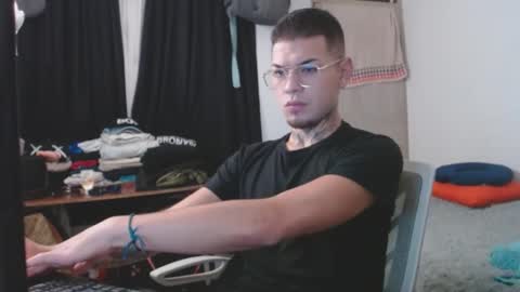 marcelo_m1lk online show from September 13, 1:13 pm