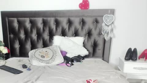 Snapshot of marciacolins chatting on February 23, 11:14 pm Marcia online show from February 23, 11:14 pm