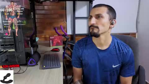 Marck  Independent model  online show from March 18, 5:46 am