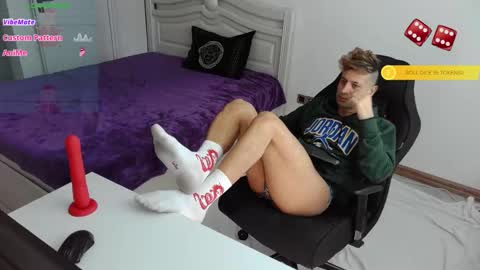 Snapshot of marco_athlete chatting on January 17, 7:30 am sillas online show from January 17, 7:30 am