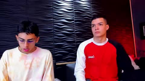 Marco and Ethan online show from December 24, 7:39 am