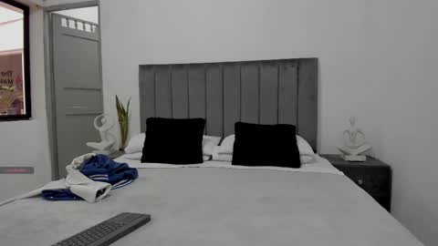 marcus_moreno online show from November 17, 6:32 pm